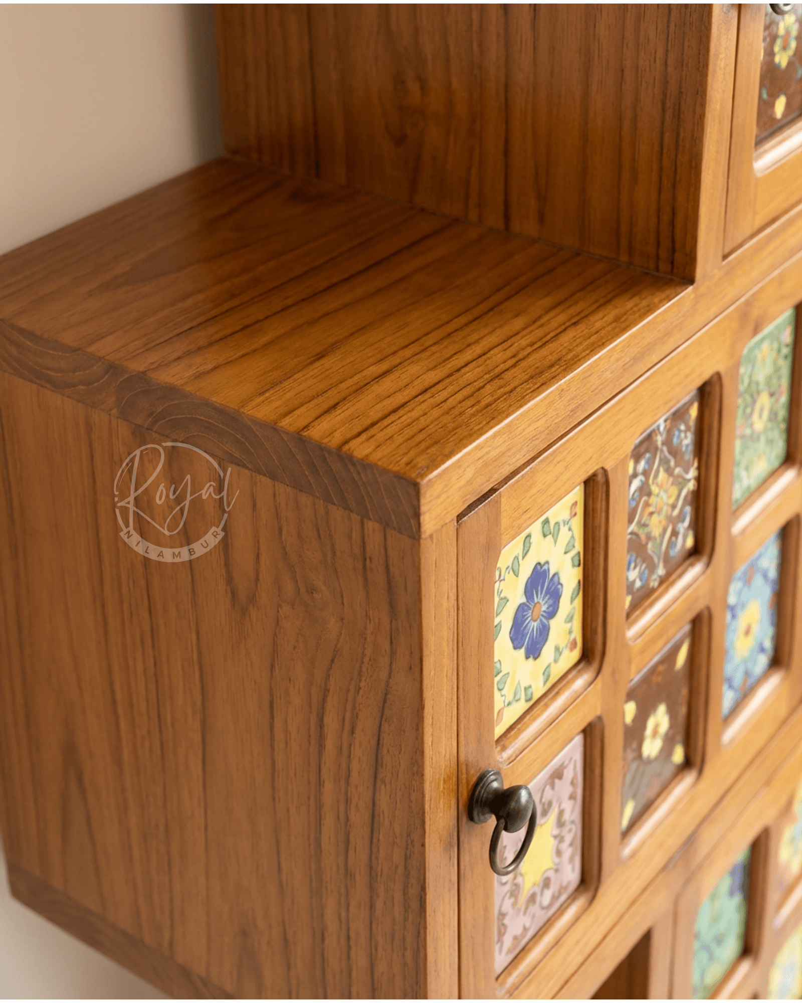 Royal Nivon Nilambur Teak Wood Bookshelf